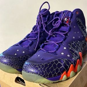 Nike Barkley Posite max. Court purple/team orange. Size 10